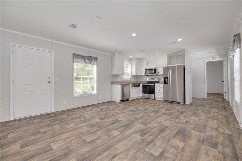 Commercial property in Hudson, Florida № 1652415 - photo 9