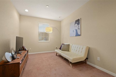 Townhouse in Orlando, Florida 4 bedrooms, 227.52 sq.m. № 2092008 - photo 15