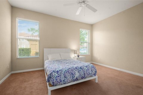 Townhouse in Orlando, Florida 4 bedrooms, 227.52 sq.m. № 2092008 - photo 13
