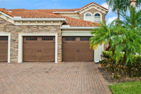 Townhouse in Orlando, Florida 4 bedrooms, 227.52 sq.m. № 2092008