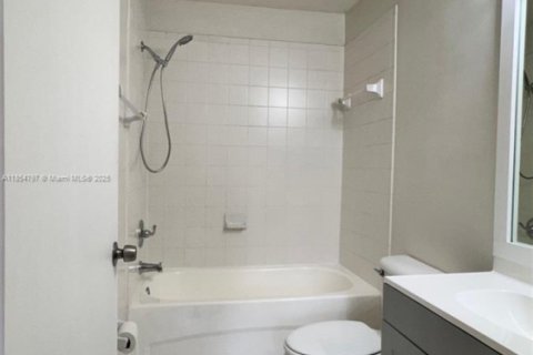 Condominio en venta en Homestead, Florida, 2 dormitorios, 75.72 m2 № 1872726 - foto 7