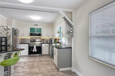Immobilier commercial à vendre à Belleview, Floride: 158.86 m2 № 1688142 - photo 17