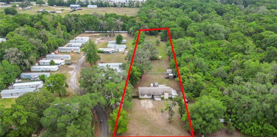 Immobilier commercial à Belleview, Floride 158.86 m2 № 1688142