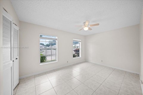 Condominio en venta en Lake Worth, Florida, 2 dormitorios, 101.08 m2 № 2034312 - foto 10