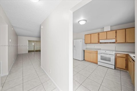 Condominio en venta en Lake Worth, Florida, 2 dormitorios, 101.08 m2 № 2034312 - foto 3