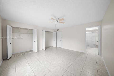 Condominio en venta en Lake Worth, Florida, 2 dormitorios, 101.08 m2 № 2034312 - foto 15