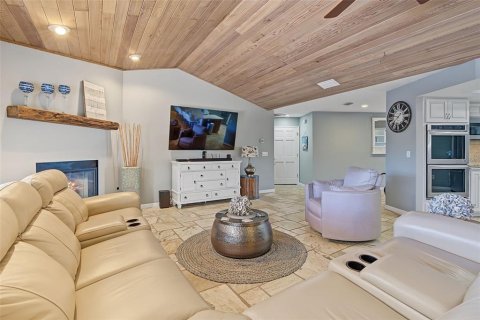Villa ou maison à vendre à Apollo Beach, Floride: 4 chambres, 208.19 m2 № 2416416 - photo 11