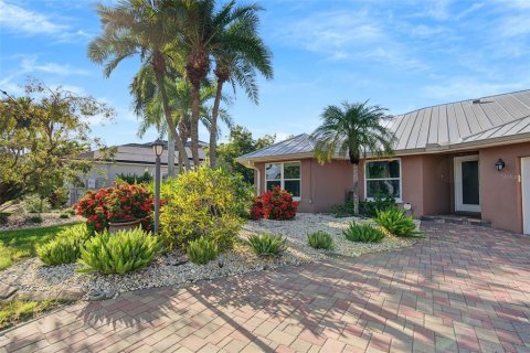 Villa ou maison à vendre à Apollo Beach, Floride: 4 chambres, 208.19 m2 № 2416416 - photo 9