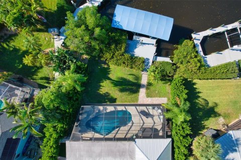 Villa ou maison à vendre à Apollo Beach, Floride: 4 chambres, 208.19 m2 № 2416416 - photo 5