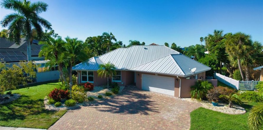 Villa ou maison à Apollo Beach, Floride 4 chambres, 208.19 m2 № 2416416
