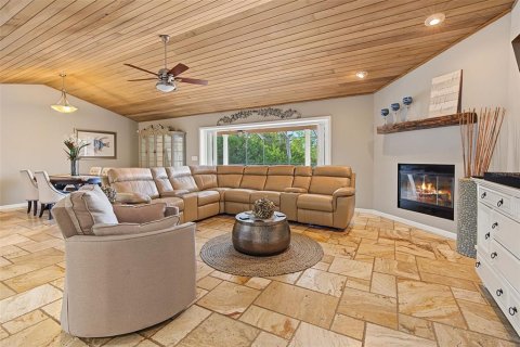 Villa ou maison à vendre à Apollo Beach, Floride: 4 chambres, 208.19 m2 № 2416416 - photo 12