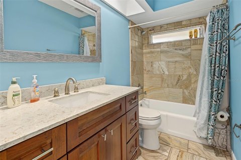 Villa ou maison à vendre à Apollo Beach, Floride: 4 chambres, 208.19 m2 № 2416416 - photo 27