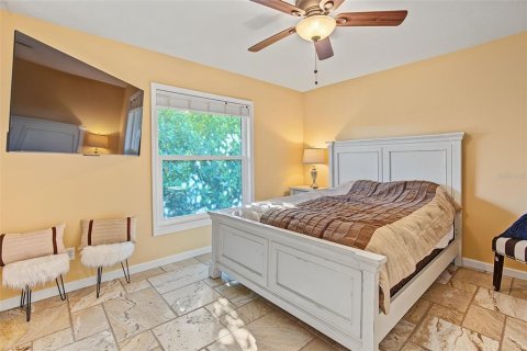 Villa ou maison à vendre à Apollo Beach, Floride: 4 chambres, 208.19 m2 № 2416416 - photo 25