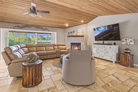 Villa ou maison à vendre à Apollo Beach, Floride: 4 chambres, 208.19 m2 № 2416416 - photo 13
