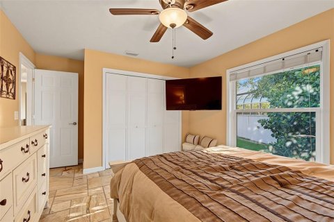 Villa ou maison à vendre à Apollo Beach, Floride: 4 chambres, 208.19 m2 № 2416416 - photo 26