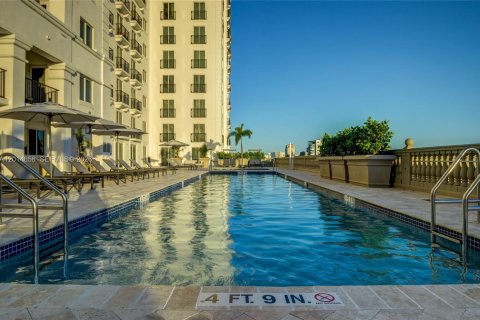 Condo in Coral Gables, Florida, 1 bedroom  № 2076573 - photo 13