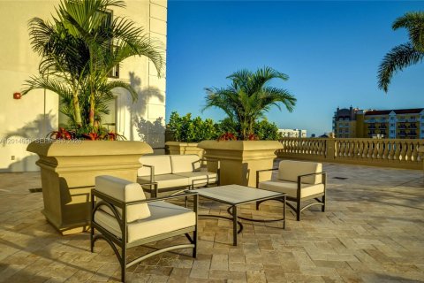 Condo in Coral Gables, Florida, 1 bedroom  № 2076573 - photo 15