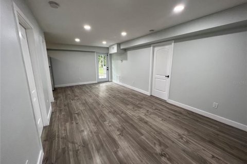 Villa ou maison à louer à Orlando, Floride: 2 chambres, 93.65 m2 № 2399124 - photo 5