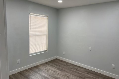 Villa ou maison à louer à Orlando, Floride: 2 chambres, 93.65 m2 № 2399124 - photo 10
