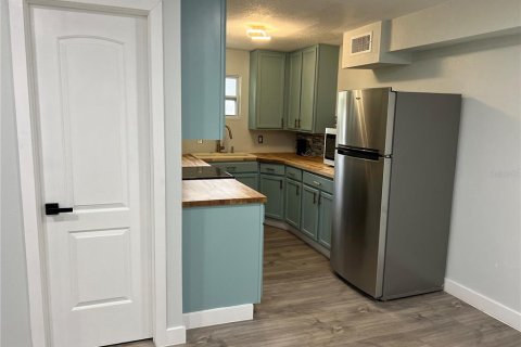 Villa ou maison à louer à Orlando, Floride: 2 chambres, 93.65 m2 № 2399124 - photo 8