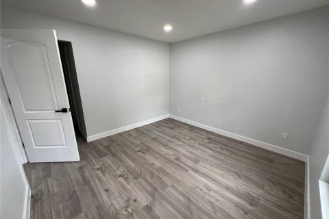 Villa ou maison à louer à Orlando, Floride: 2 chambres, 93.65 m2 № 2399124 - photo 15