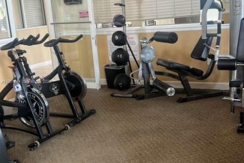 Снять в аренду таунхаус в Мирамар, Флорида 3 спальни, 117.99м2, № 2065230 - фото 7