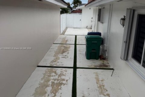 Купить виллу или дом в Майами, Флорида 3 спальни, 133.97м2, № 1964017 - фото 30