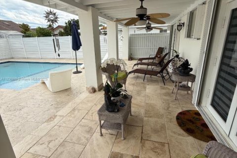 Купить виллу или дом в Майами, Флорида 3 спальни, 133.97м2, № 1964017 - фото 3