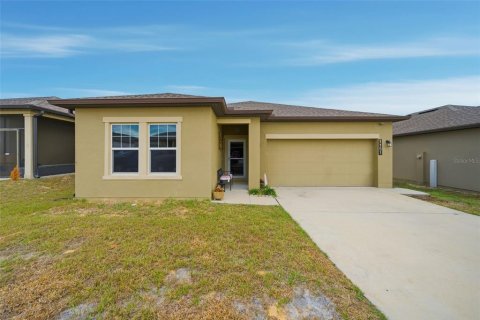 Casa en Davenport, Florida 3 dormitorios, 165.27 m2 № 2156744