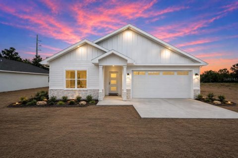 House in Williston, Florida 3 bedrooms, 165.09 sq.m. № 2097178