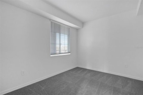 Condo in Venice, Florida, 2 bedrooms in WELLEN PARK  № 2166813 - photo 12