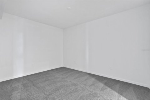 Condo in Venice, Florida, 2 bedrooms in WELLEN PARK  № 2166813 - photo 13