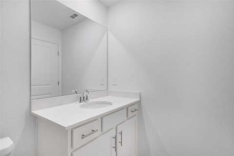 Condo in Venice, Florida, 2 bedrooms in WELLEN PARK  № 2166813 - photo 24