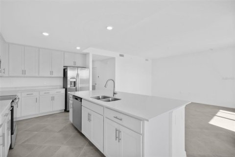 Condo in Venice, Florida, 2 bedrooms in WELLEN PARK  № 2166813 - photo 18