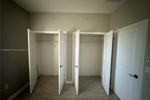 Townhouse in Miami Gardens, Florida 3 bedrooms, 133.97 sq.m. № 1944291 - photo 16