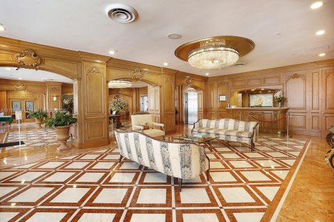 Condo in Coral Gables, Florida, 1 bedroom  № 1696713 - photo 3
