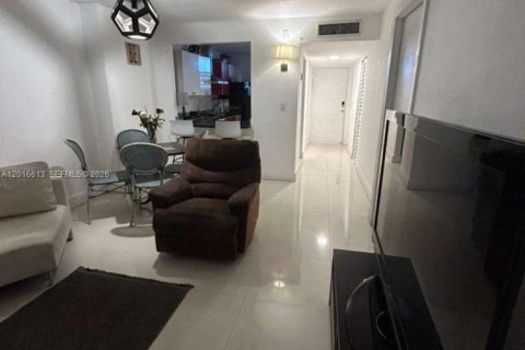 Copropriété à vendre à North Miami Beach, Floride: 3 chambres № 2084315 - photo 26