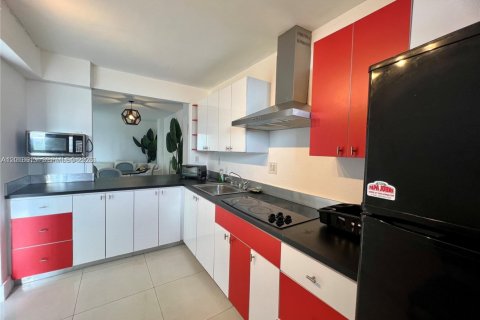 Copropriété à vendre à North Miami Beach, Floride: 3 chambres № 2084315 - photo 8