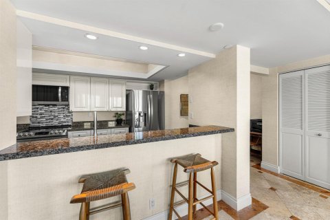 Copropriété à vendre à Boca Raton, Floride: 2 chambres, 151.43 m2 № 2175534 - photo 17