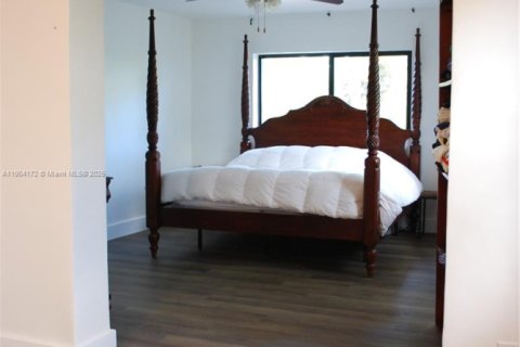 Купить виллу или дом в Майами, Флорида 5 спален, 235.41м2, № 1955084 - фото 17