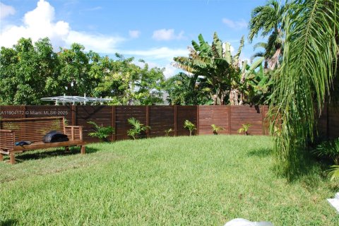 Villa ou maison à vendre à Miami, Floride: 5 chambres, 235.41 m2 № 1955084 - photo 25