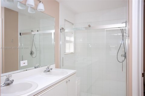 Снять в аренду виллу или дом в Уэстон, Флорида 2 спальни, 134.43м2, № 2066664 - фото 14