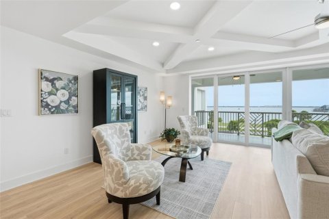 Copropriété à vendre à Punta Gorda, Floride: 2 chambres, 165.55 m2 № 2298204 - photo 6