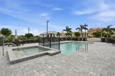 Copropriété à vendre à Punta Gorda, Floride: 2 chambres, 165.55 m2 № 2298204 - photo 25