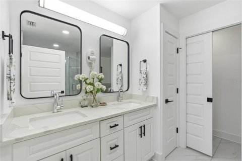 Copropriété à vendre à Punta Gorda, Floride: 2 chambres, 165.55 m2 № 2298204 - photo 16