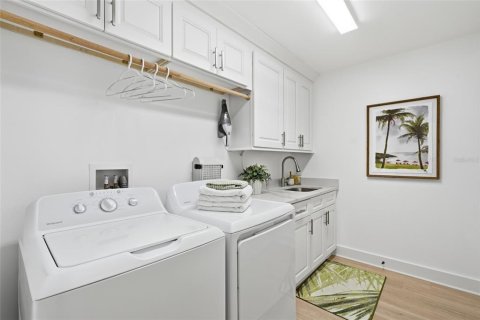 Copropriété à vendre à Punta Gorda, Floride: 2 chambres, 165.55 m2 № 2298204 - photo 19