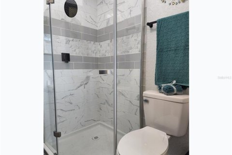 Casa en alquiler en Orlando, Florida, 2 dormitorios, 102.19 m2 № 1850000 - foto 8