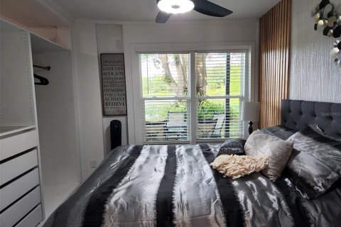 Casa en alquiler en Orlando, Florida, 2 dormitorios, 102.19 m2 № 1850000 - foto 2