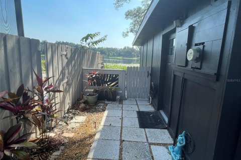 Casa en alquiler en Orlando, Florida, 2 dormitorios, 102.19 m2 № 1850000 - foto 12