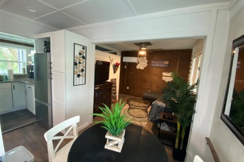 Casa en alquiler en Orlando, Florida, 2 dormitorios, 102.19 m2 № 1850000 - foto 16